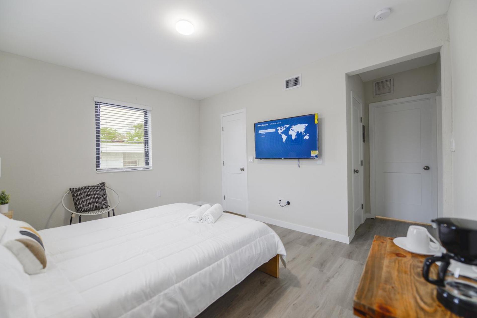 Quiet Studio Near Calle Ocho In Miami Apartment Екстериор снимка